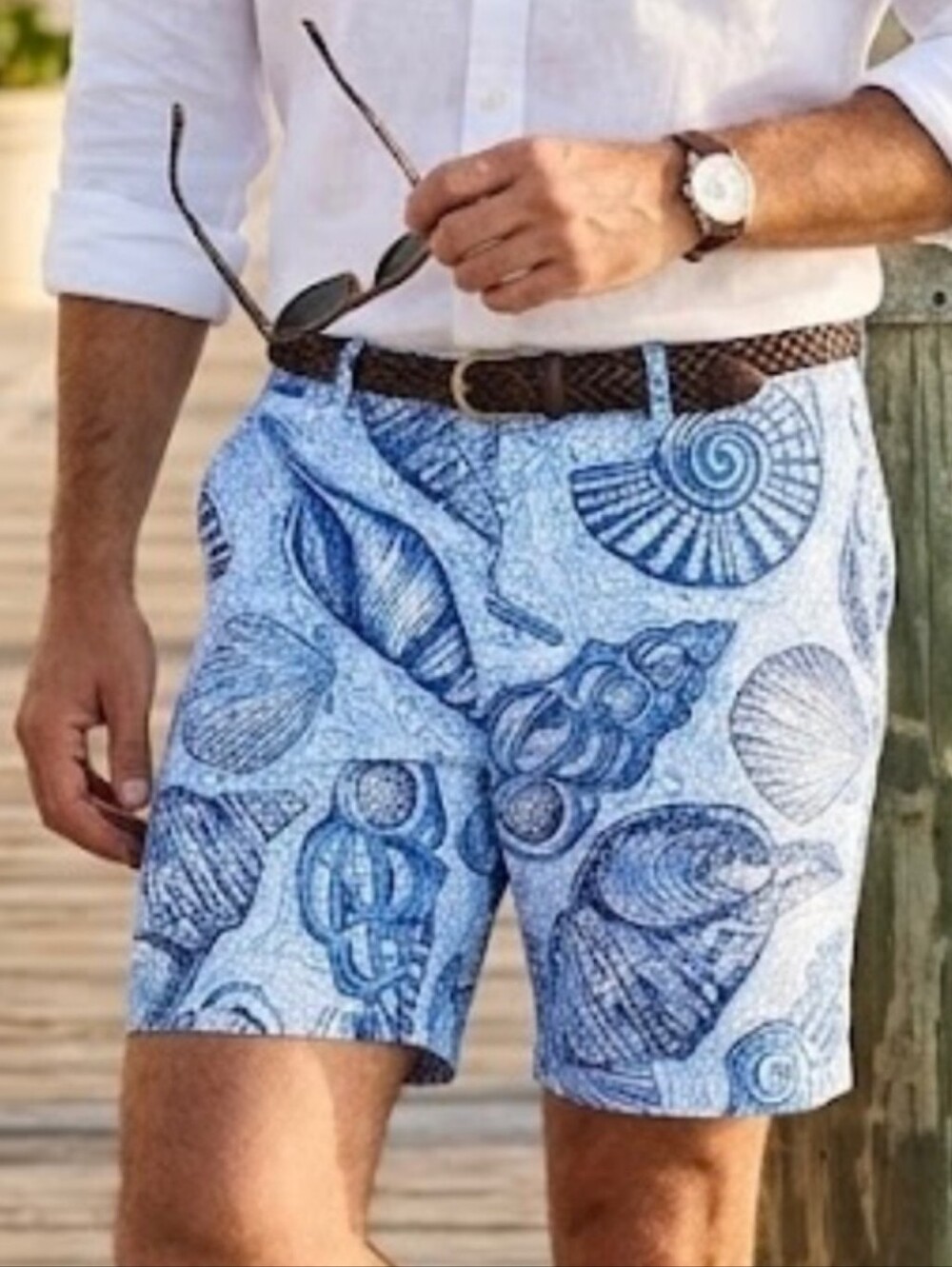 Lilly Pulitzer Men's Beaumont Shorts in "Pop Up Stuffed Shells" Blue White 32W
